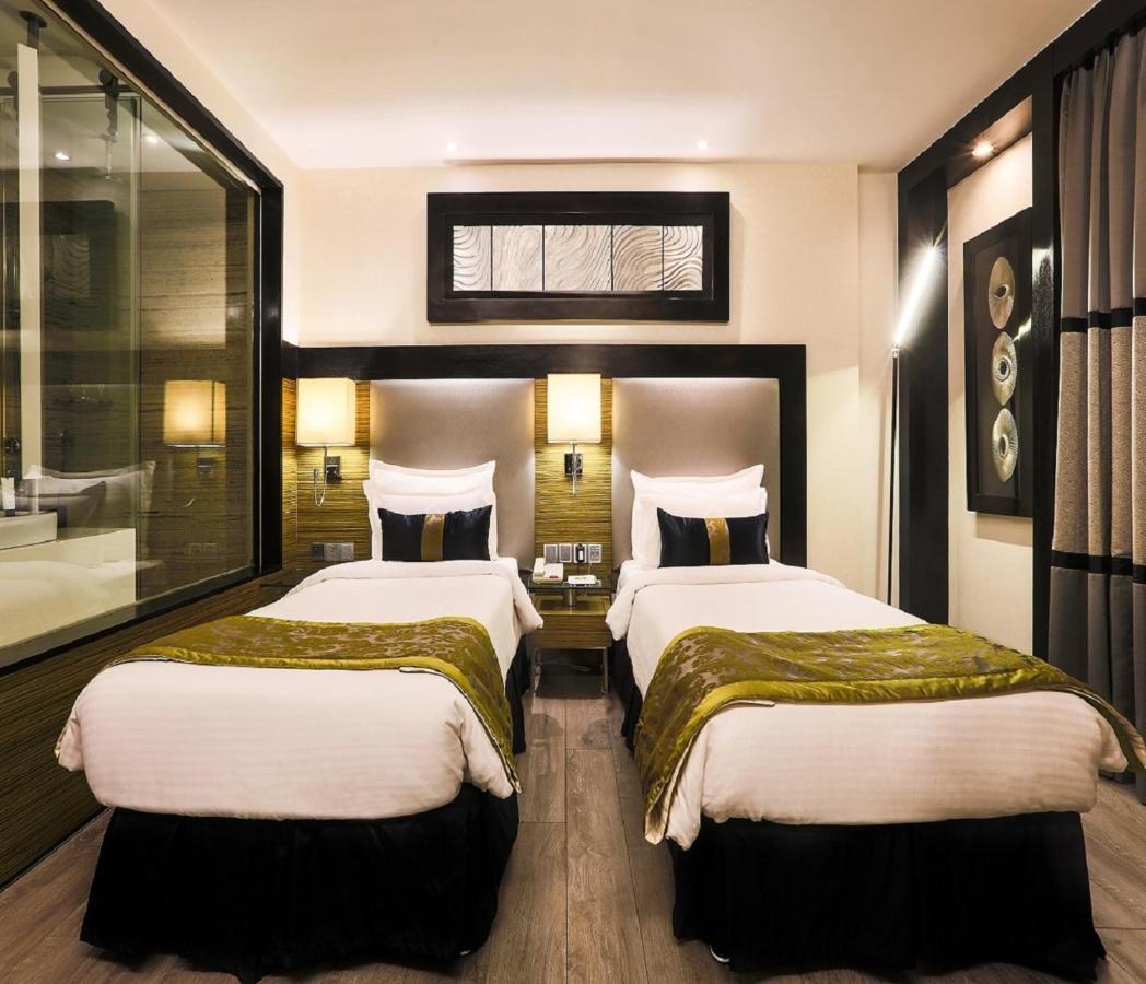 מומביי The Empresa Hotel מראה חיצוני תמונה