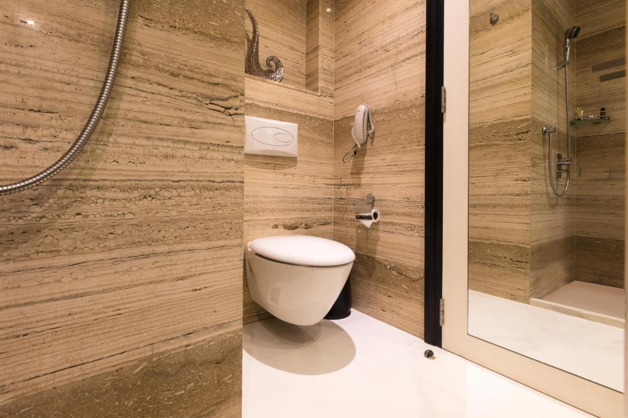 מומביי The Empresa Hotel מראה חיצוני תמונה