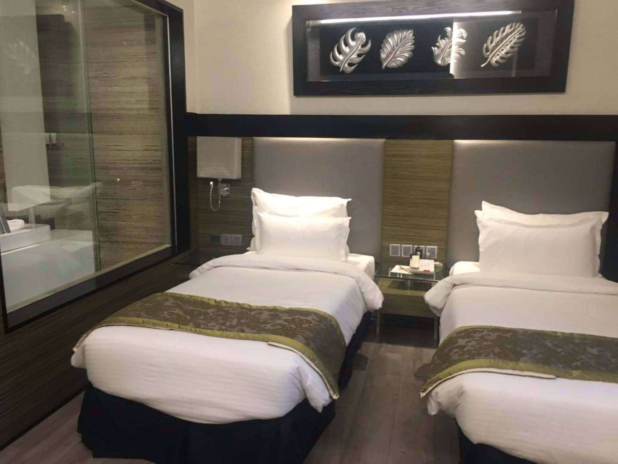 מומביי The Empresa Hotel מראה חיצוני תמונה
