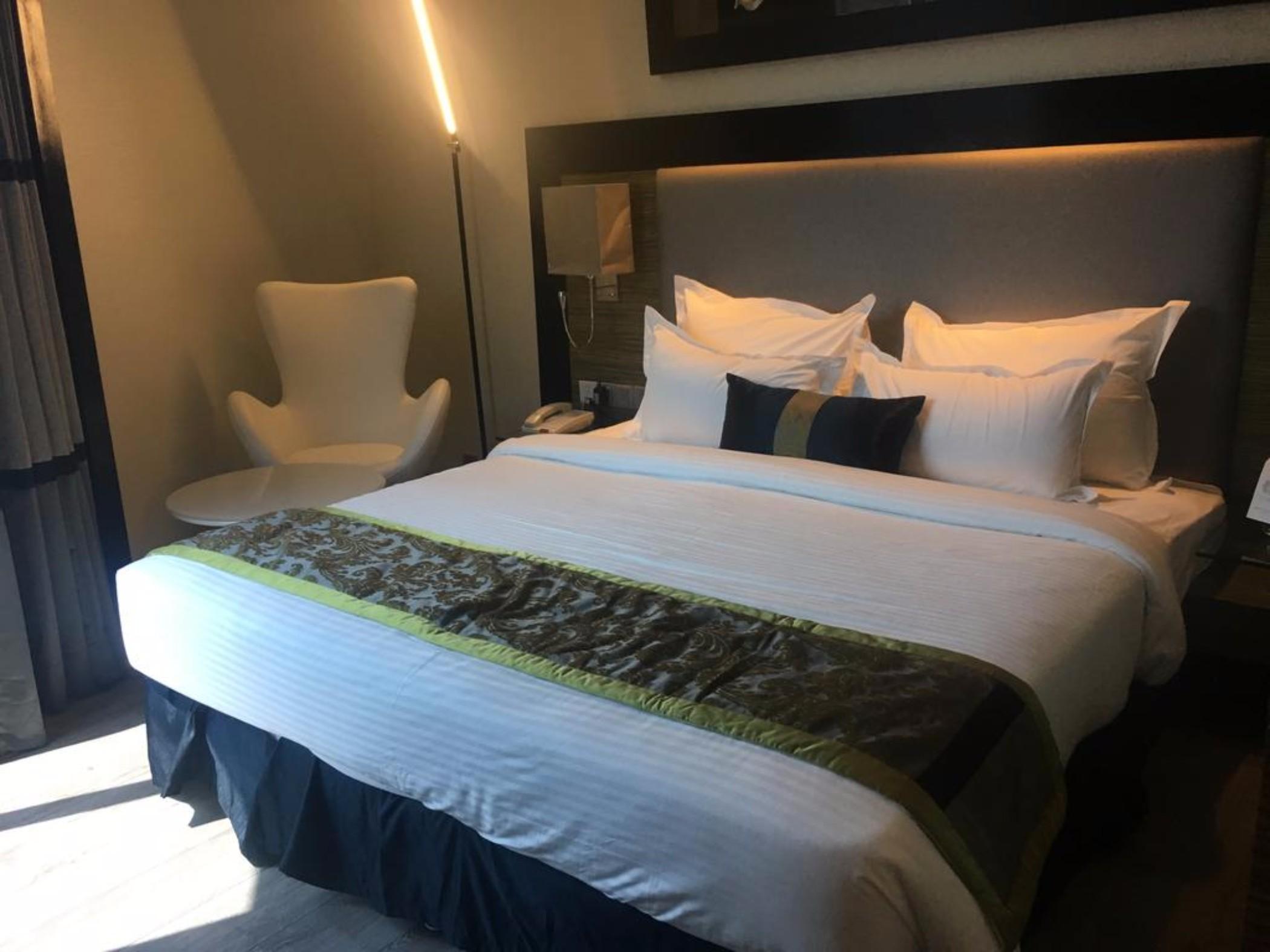 מומביי The Empresa Hotel מראה חיצוני תמונה