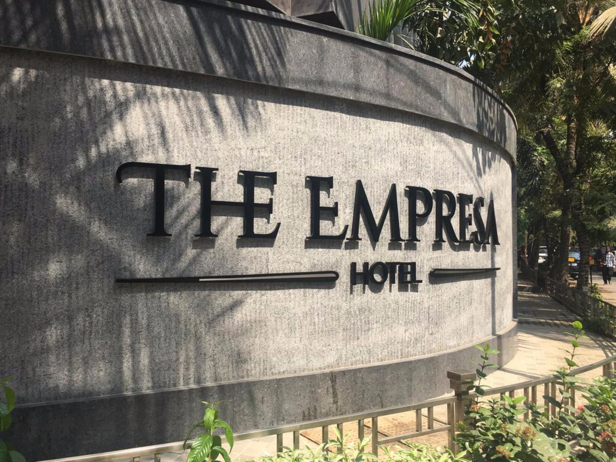 מומביי The Empresa Hotel מראה חיצוני תמונה